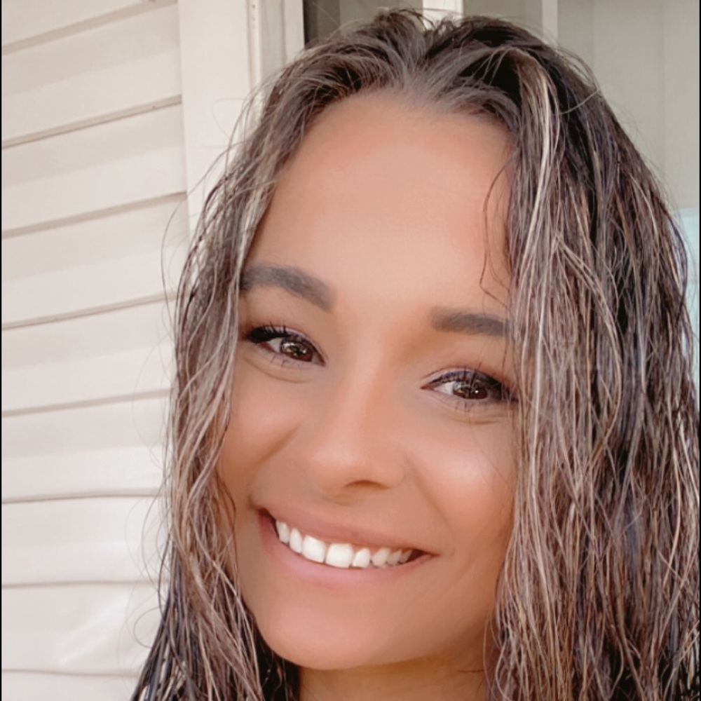 Meet your Posher, Constance